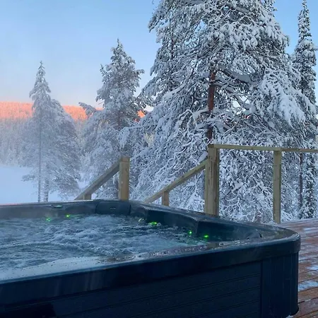 Arctic Skylight Äkäslompolo