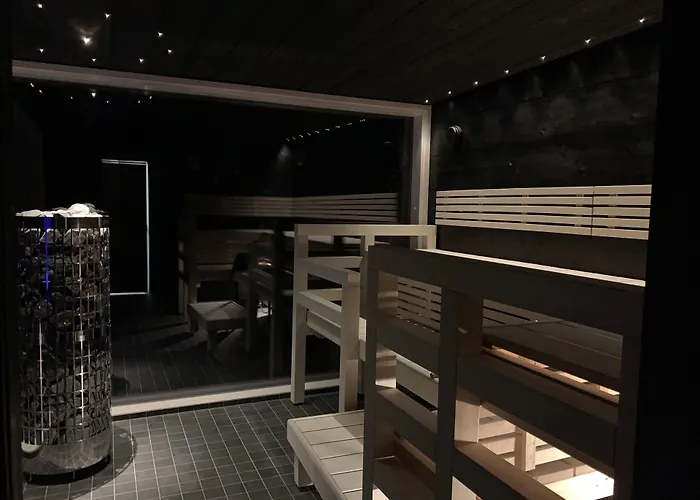 Arctic Skylight فندق 2*