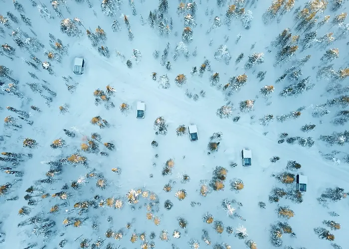 Arctic Skylight فندق Äkäslompolo